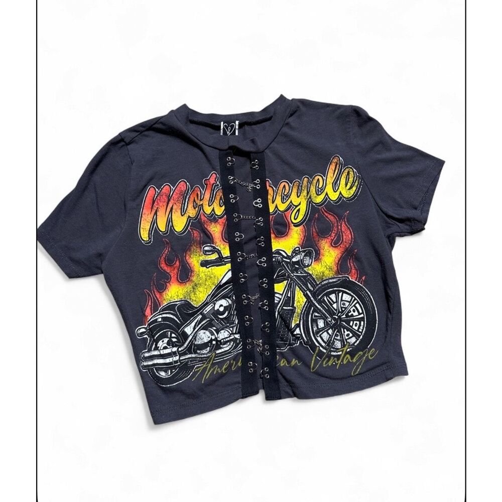 Windsor Y2K Motorcycle Flame Chain Lace Up Crop Tee Biker Grunge Top M